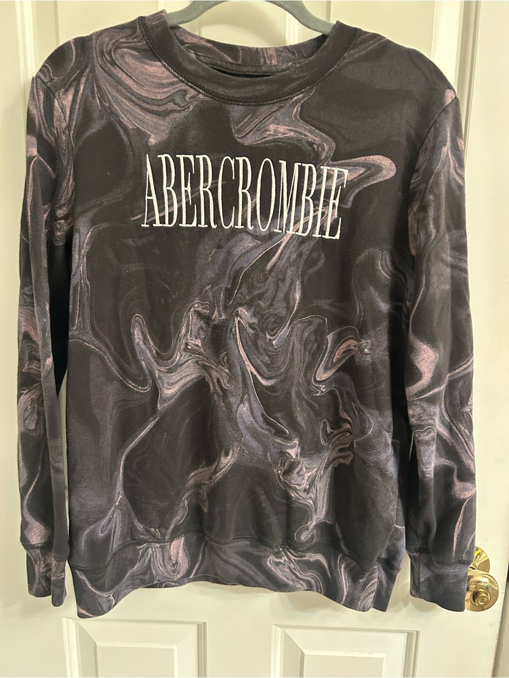Girls Abercrombie Kids Fleece Lin Black Sweatshirt with Purple/Pink Marble Swirl